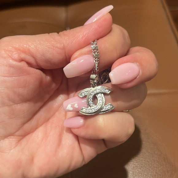 New Stainless Steel 2pc set Designer look Necklace with 18” inches long - Picture 4 of 10